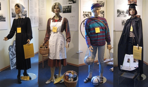 Puppen im Kindergartenmuseum NRW