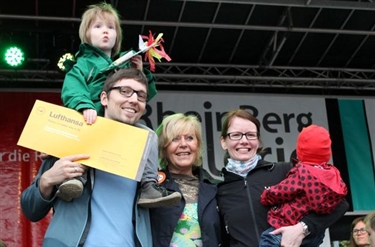 Kunst beflügelt Bergisch Gladbacher Pänz - Lufthansa verschenkt Europa für die ganze Familie