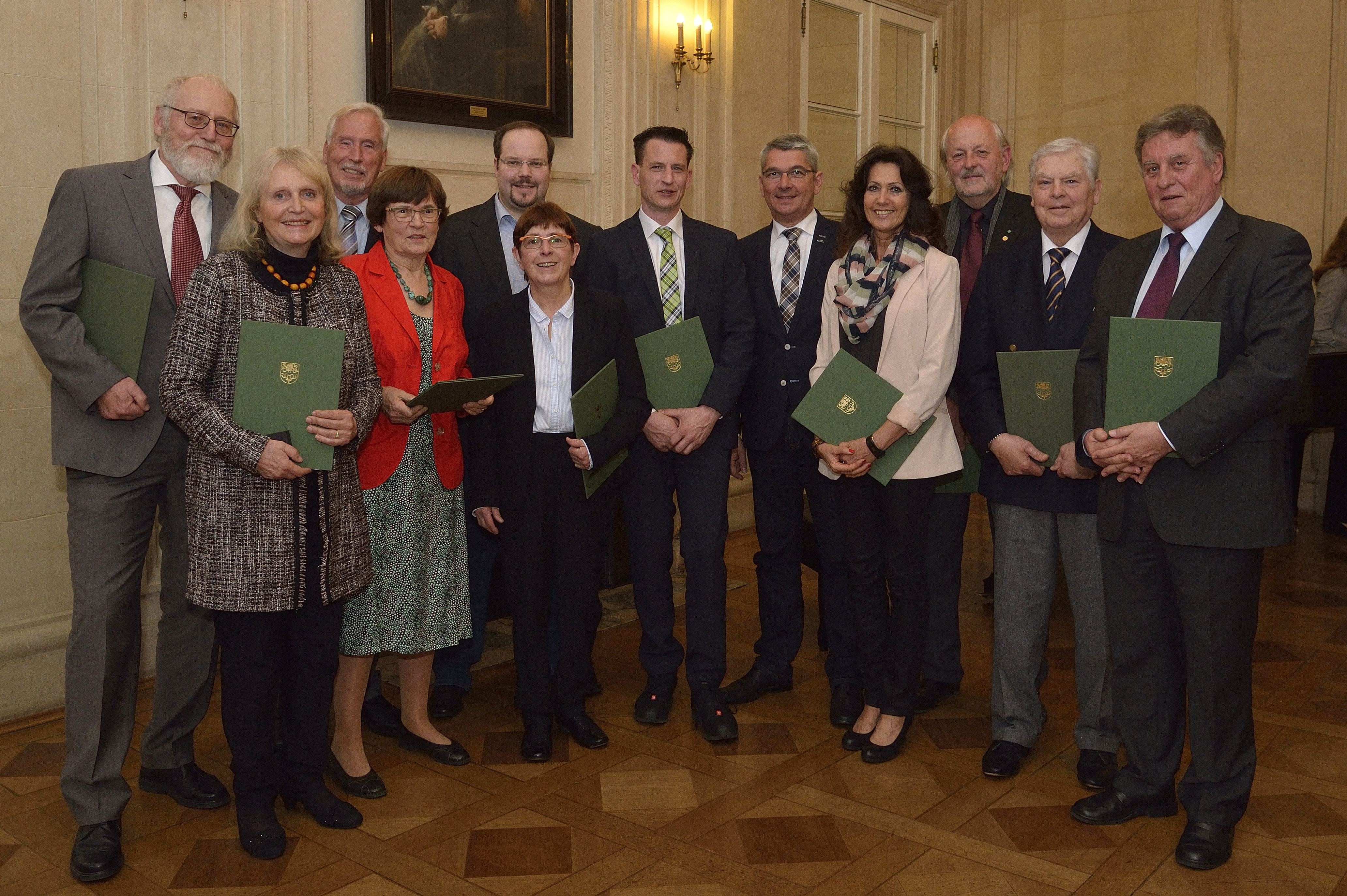 Aus dem Rat ausgeschiedene Mitglieder wurden in einer Feierstunde geehrt