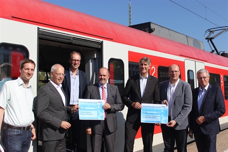 NVR übergibt Förderbescheide in Bergisch Gladbach