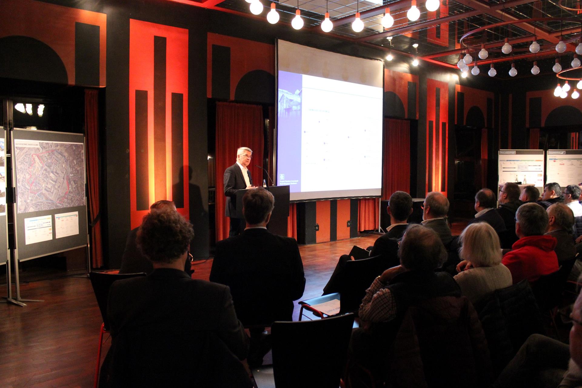 Großes Interesse an der Auftaktveranstaltung zum Beteiligungsprozess des Projekts Zanders Innenstadt 