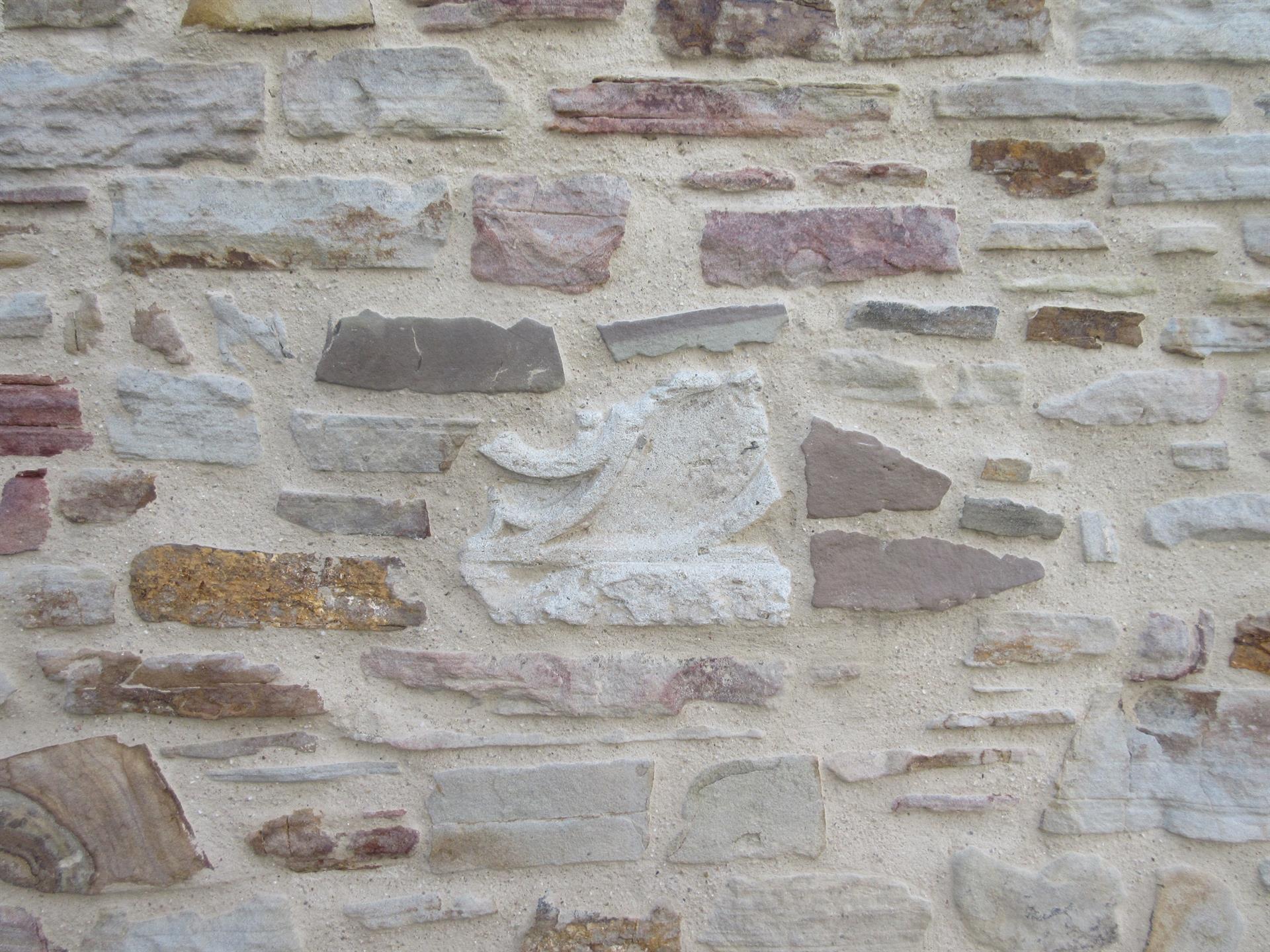 Aufwertung der Bensberger Burgmauer abgeschlossen.