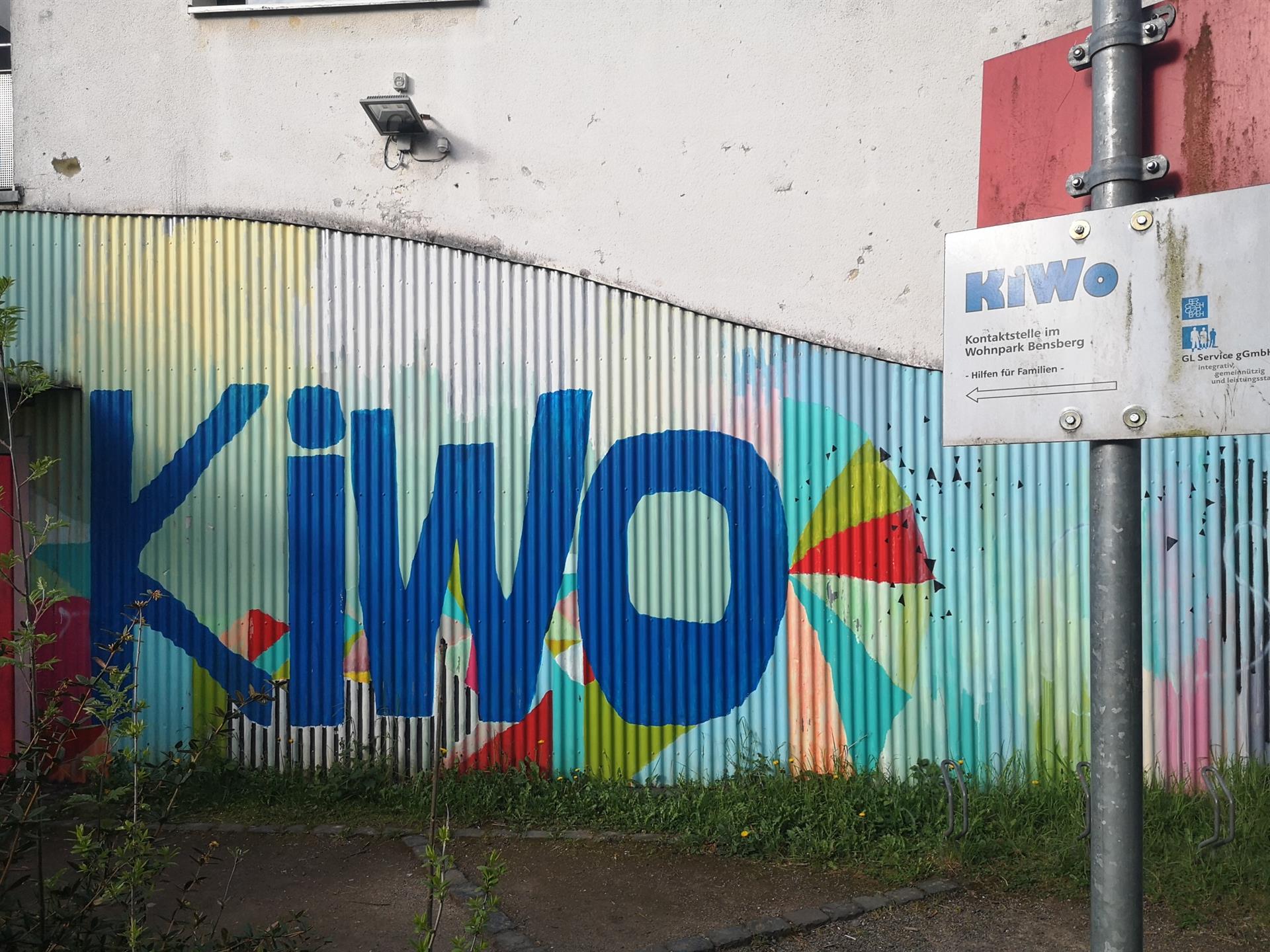 Anlaufstelle vor Ort - Quartiersmanagement im Wohnpark Bensberg mit festen Sprechstunden in der KiWo