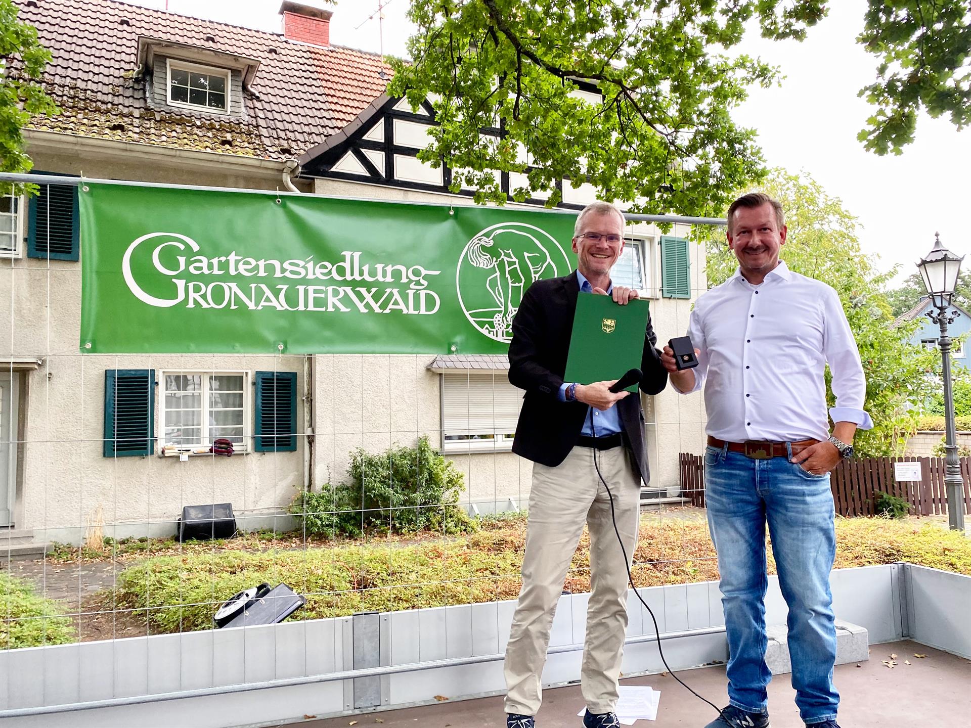 44+ Gartenpflege Bergisch Gladbach, 5/5         (424k)