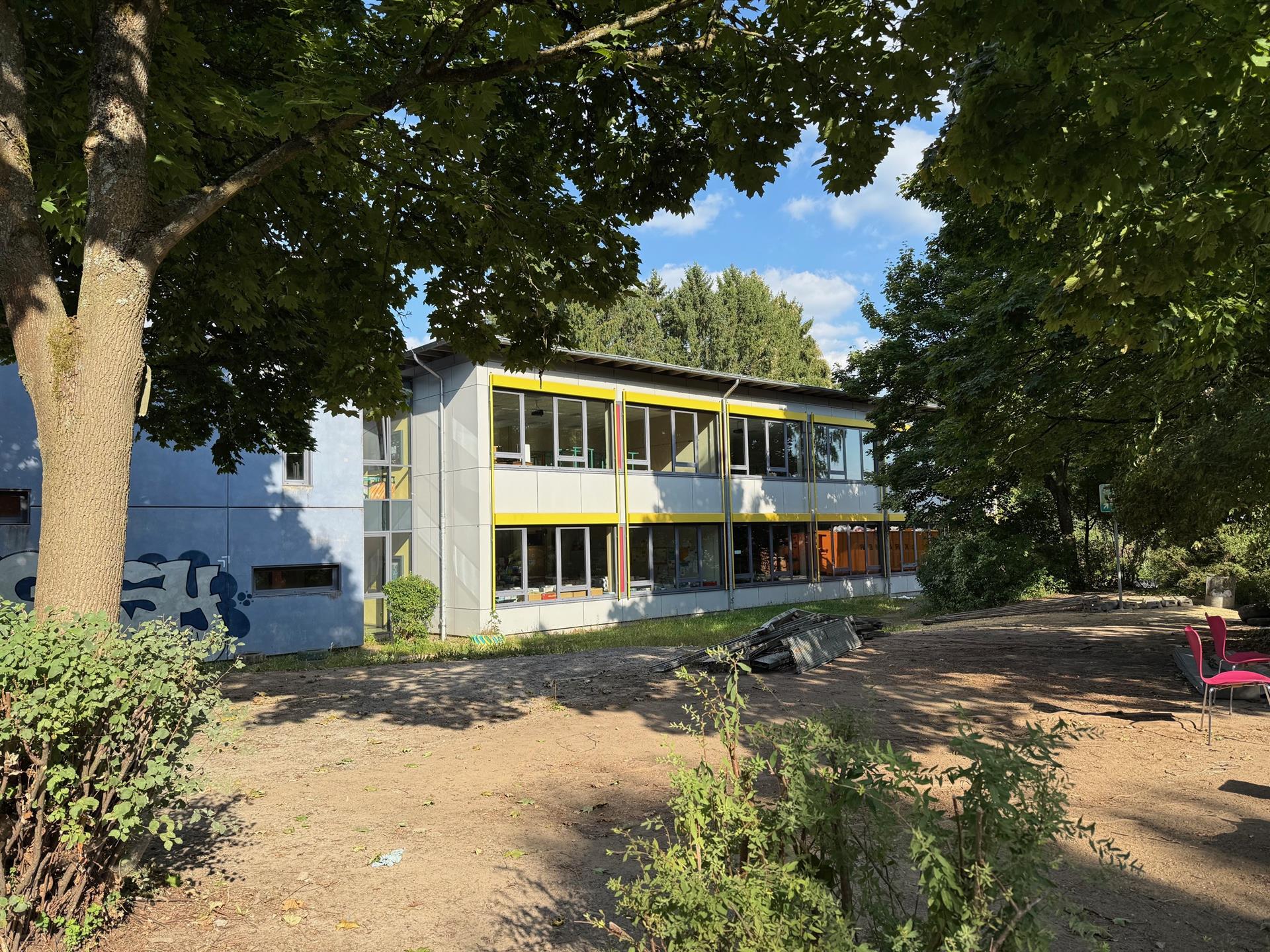 Sanierung des Nicolaus-Cusanus-Gymnasiums: Stadt Bergisch Gladbach passt Zeitplan an – Unterrichtsqualität bleibt oberste Priorität