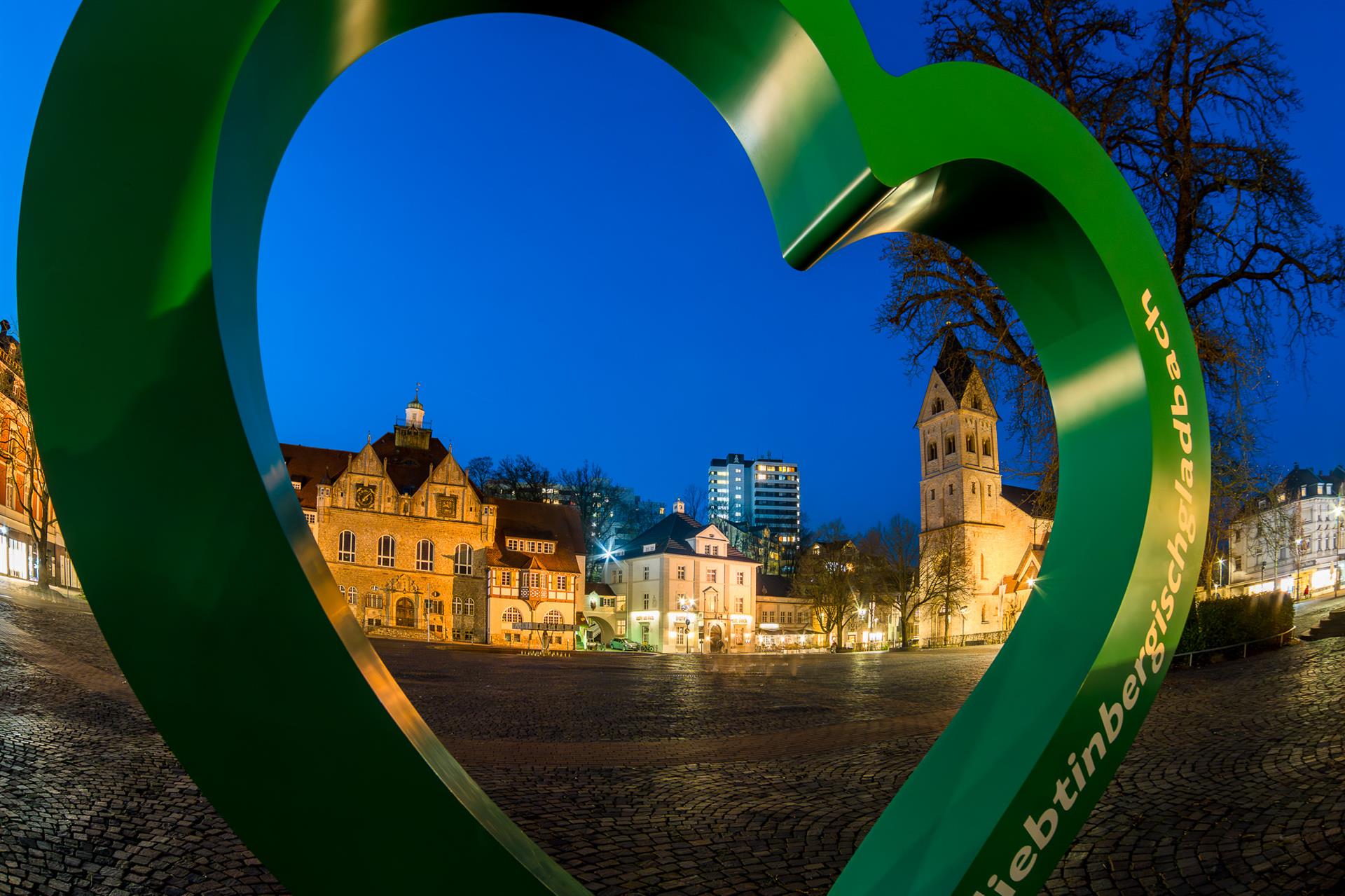 Earth Hour 2026: Licht aus für den Klimaschutz – Energieberatung für Bürgerinnen und Bürger