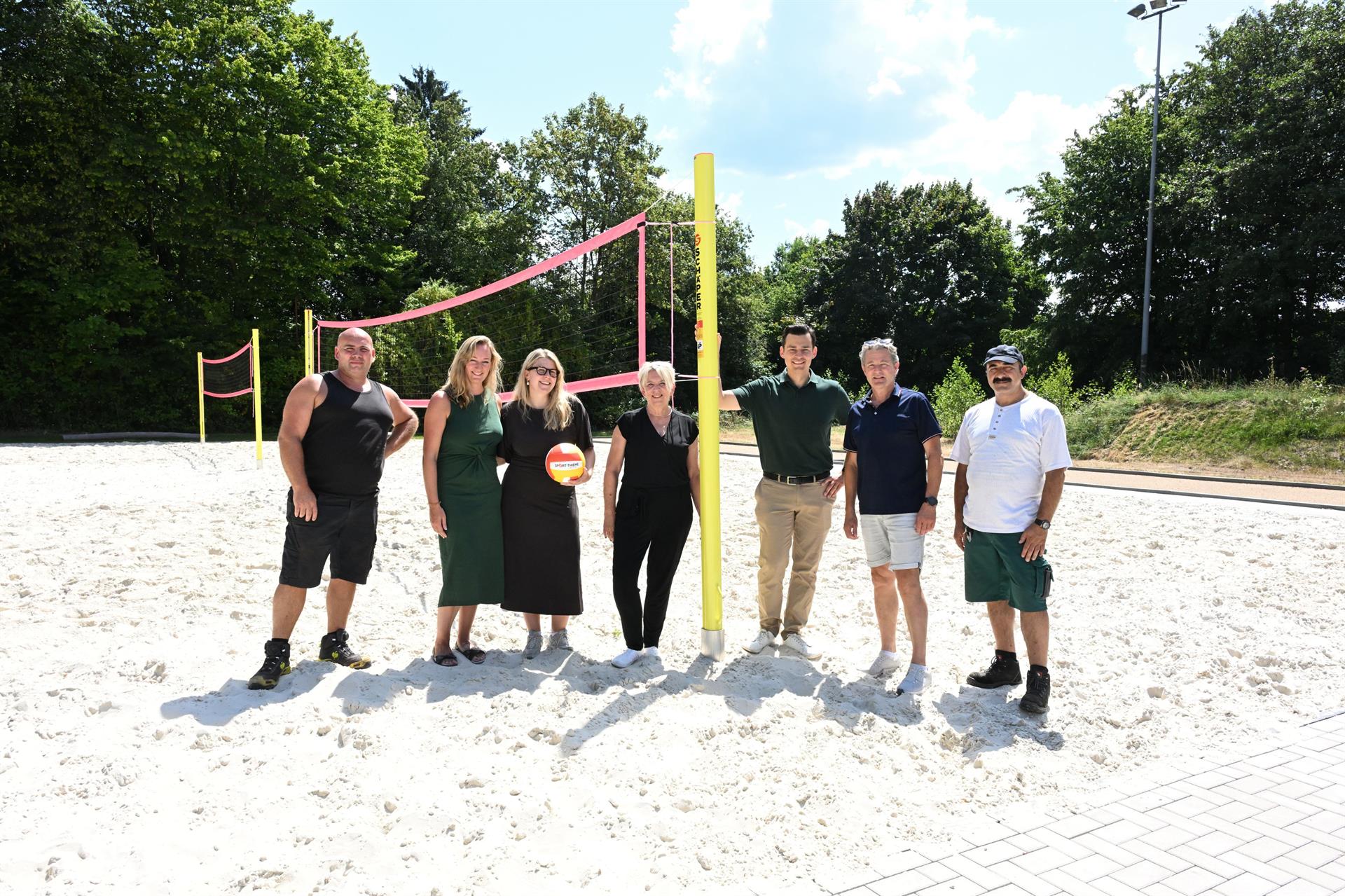 Beachvolleyball und Boule - Neue Sportanlage in Katterbach eingeweiht