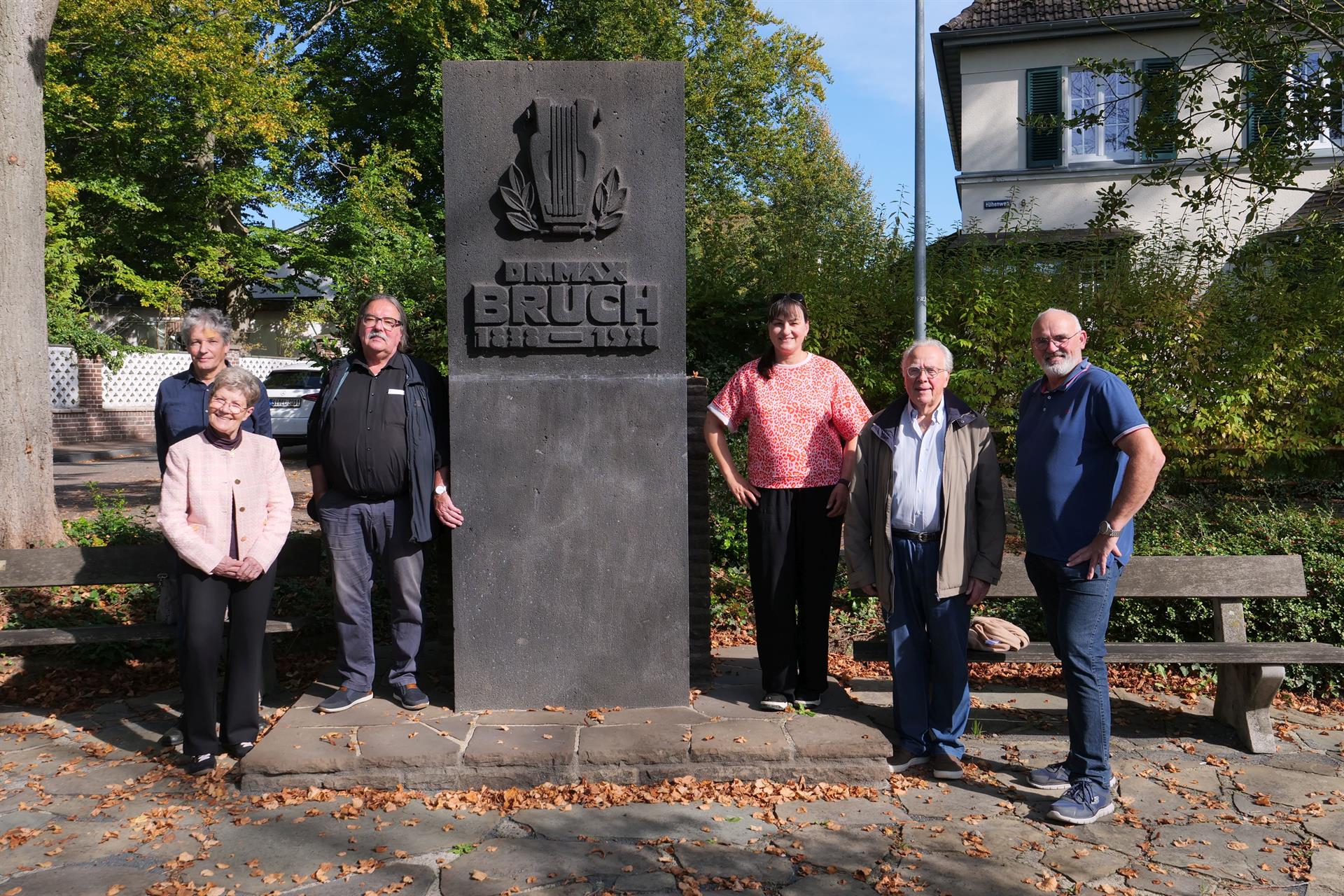 Neuer Glanz für das Max-Bruch-Denkmal