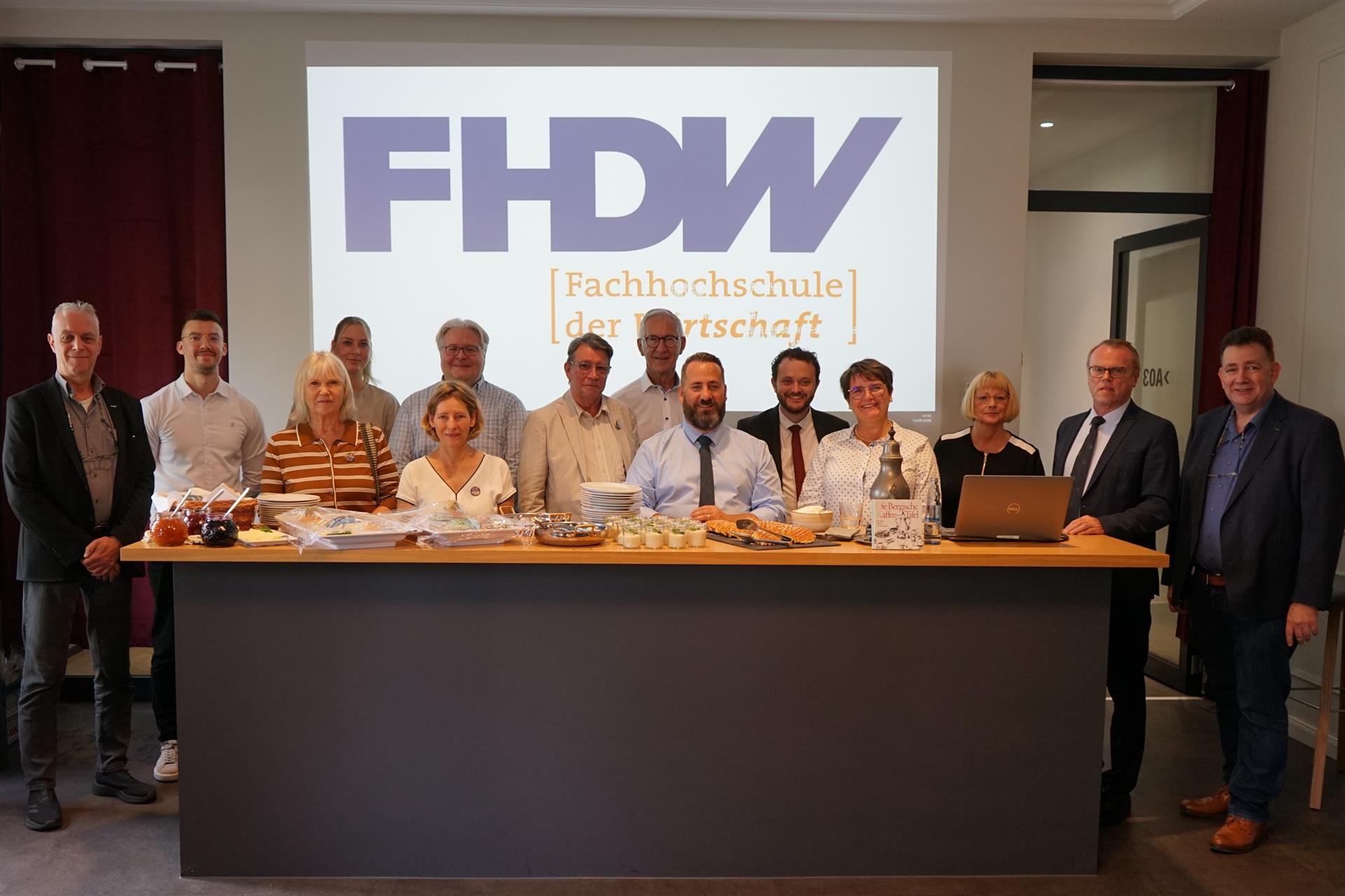 Städtepartnerschaften tragen Früchte: Internationale Gäste besuchen die FHDW