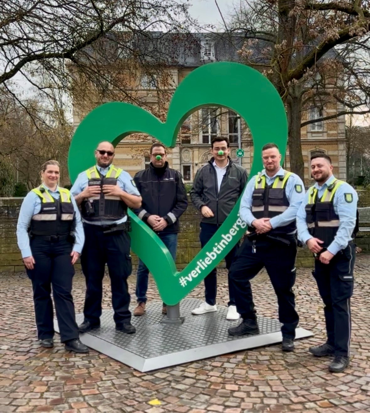 Sicherheit an Karneval: Mobile Einsatzleitstelle der Ordnungsbehörde im Einsatz